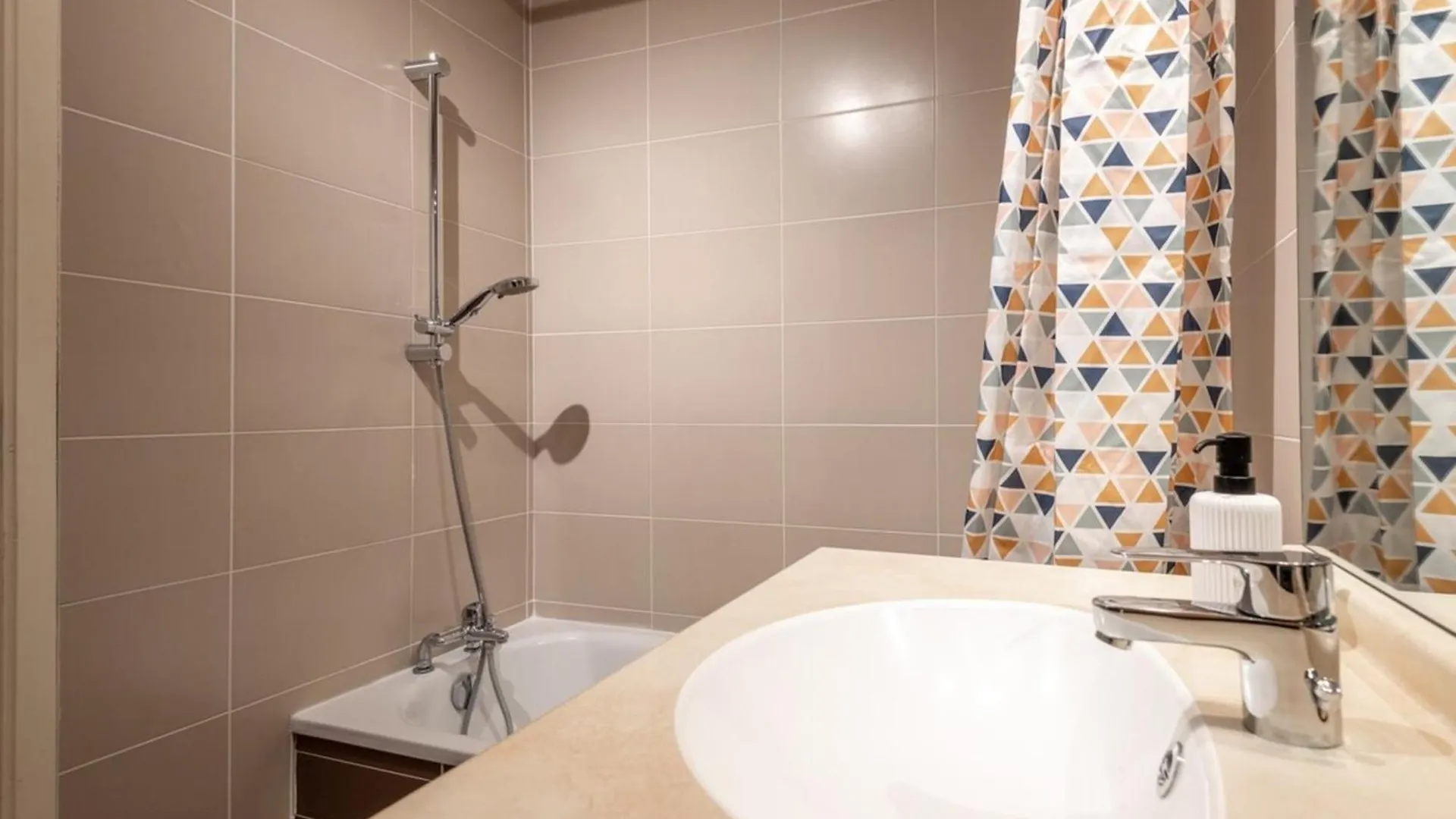 Cap Eden Du Lac Furnished Apartment Aix-les-Bains
